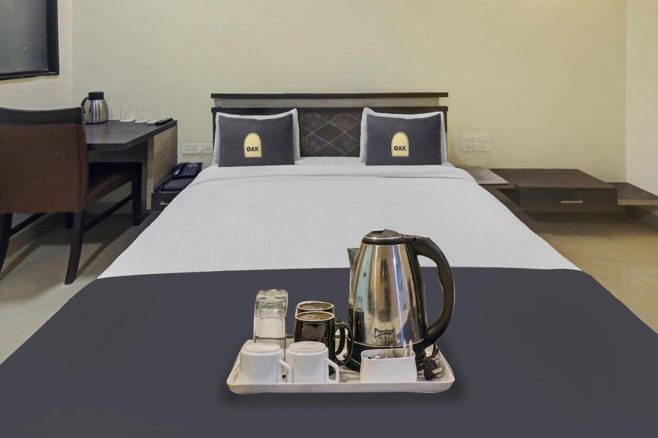 Townhouse Oak Hotel The Sudesh Rāipur Esterno foto