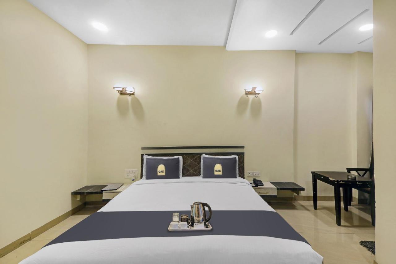 Townhouse Oak Hotel The Sudesh Rāipur Esterno foto